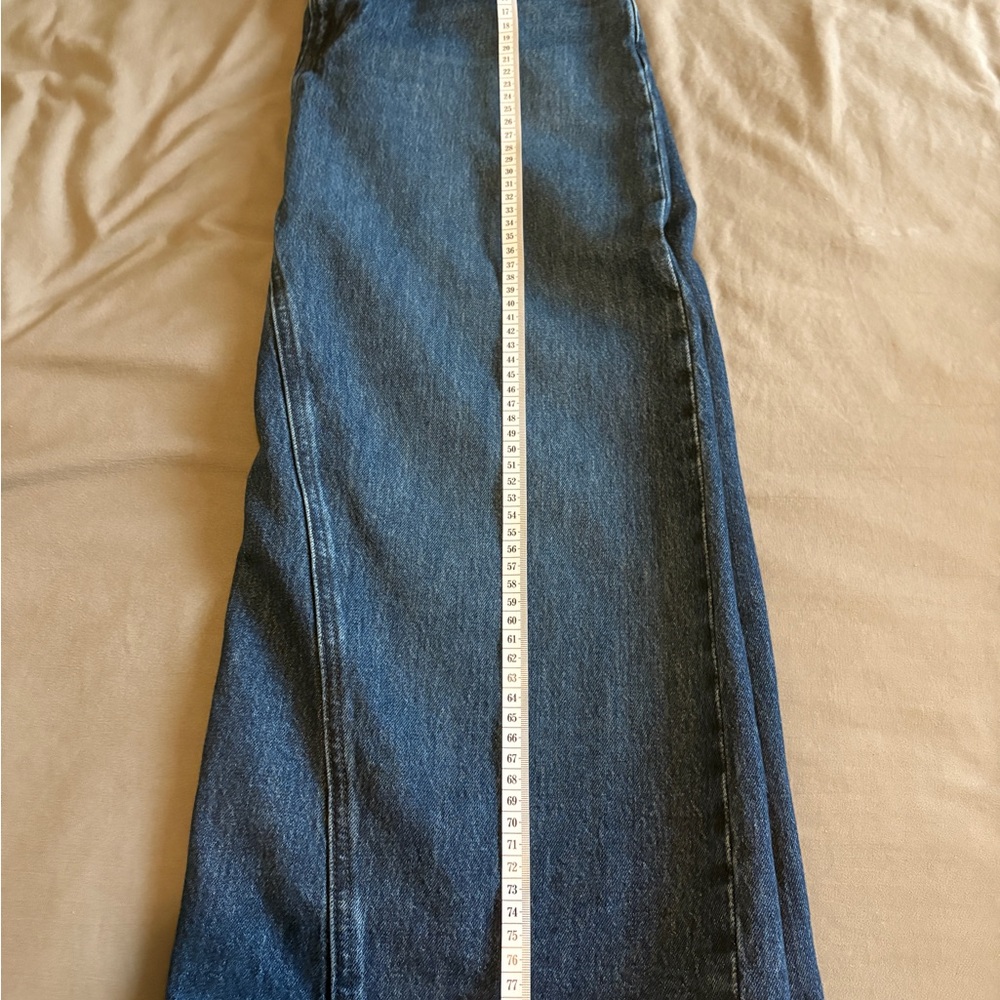 Uniqlo Women's Dark Blue Midi Denim Skirt